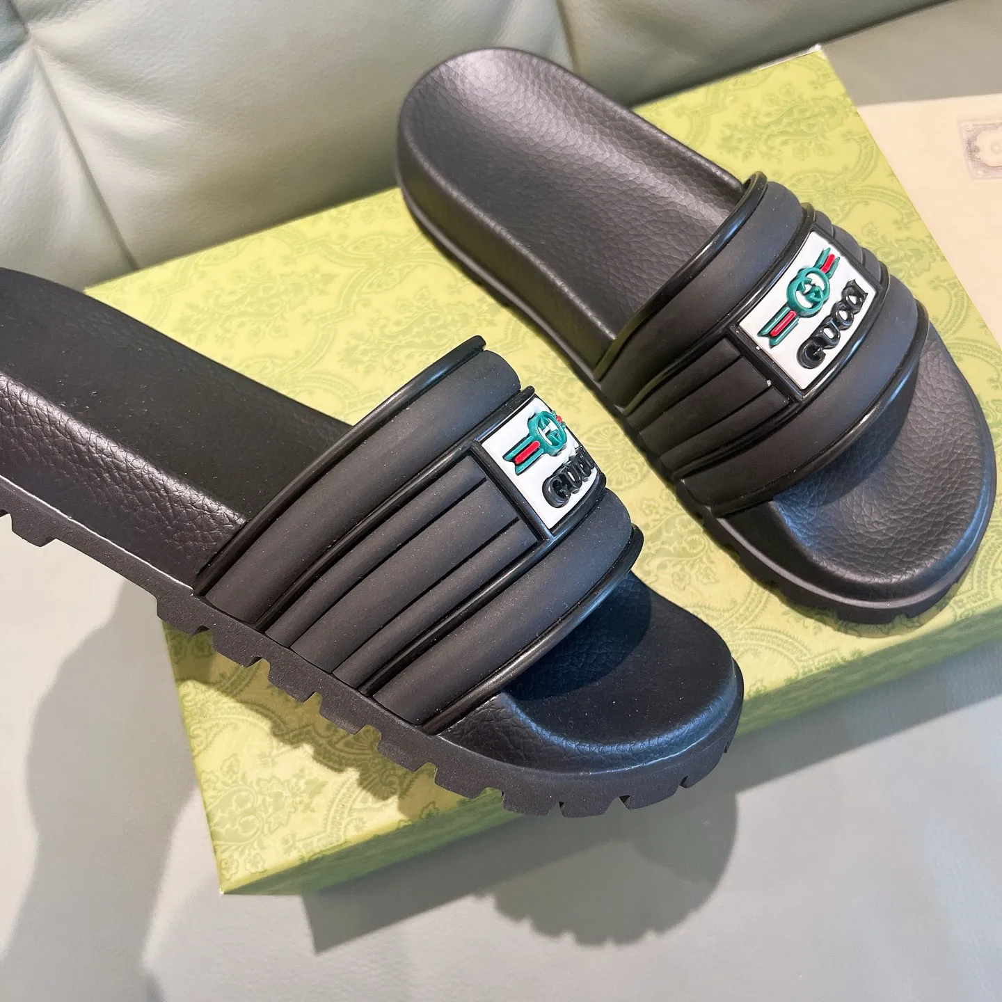 Men's Men's Shoes 130🐮🐮Gucci Gucci Slippers Gucci 2024 latest beach sandals slippers Original molding double G LOGO Original molding consistent Outsole: Men's Men's Shoes u double-layer outsole Size: 35-46
